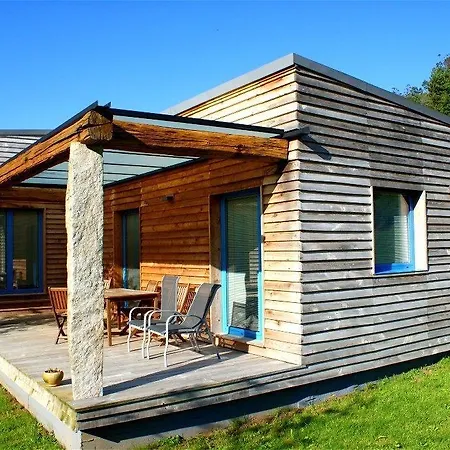 A De Carmen Cabana Moura