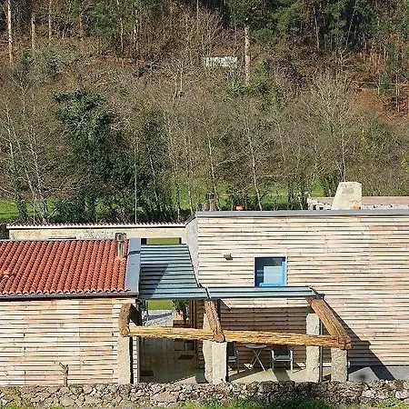 A De Carmen * Cabana Moura