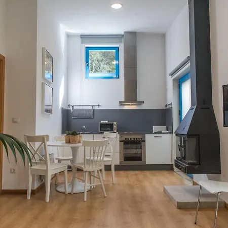 Apartament A De Carmen Cabana Moura