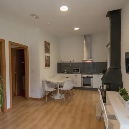 A De Carmen Apartment *