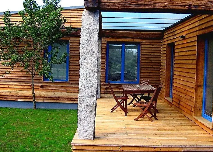 A De Carmen Cabana Moura